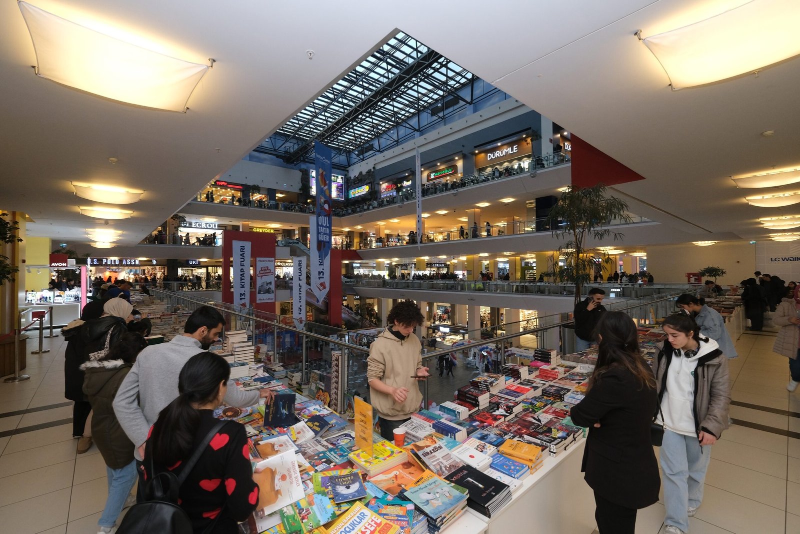 GEBZE CENTER 2024 YILINA ZİYARETÇİ REKORU İLE GİRDİ