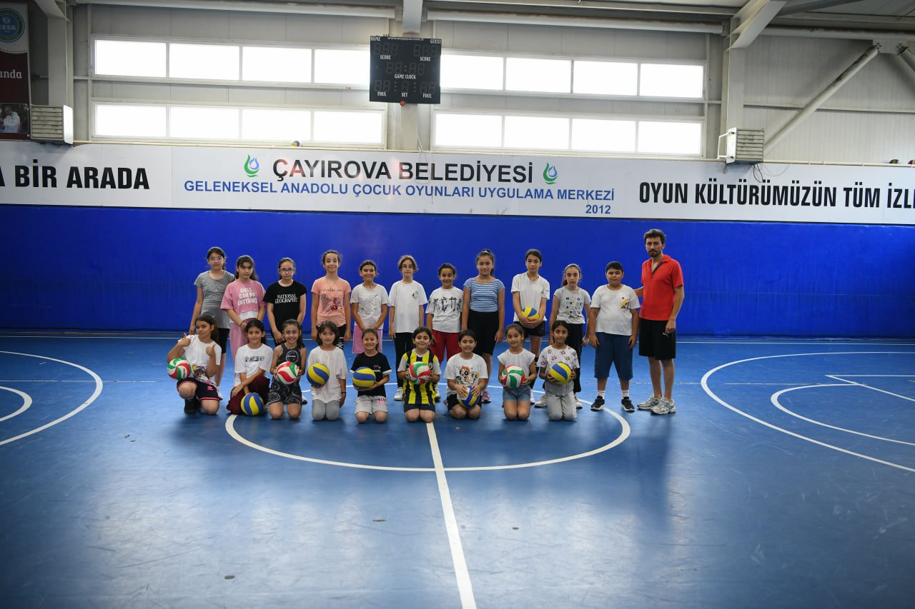 Yaz spor okullarında eğitim başladı