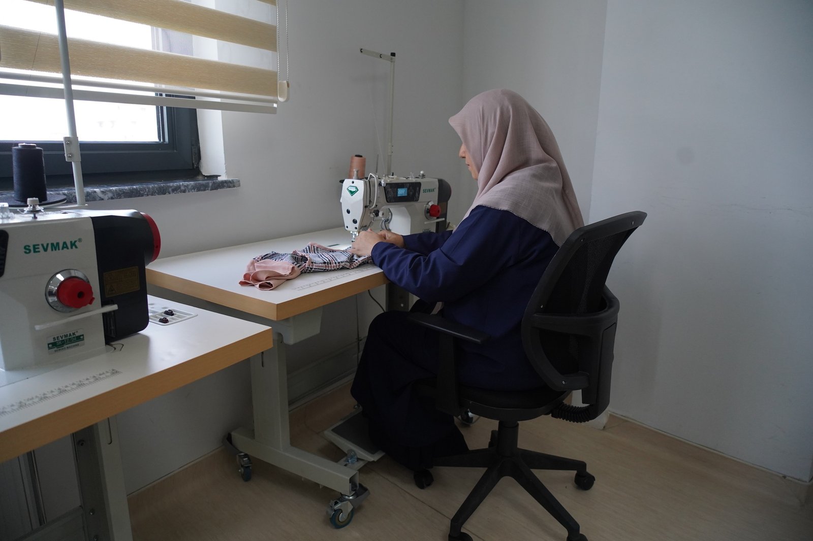 Çayırovalı kadınlar dikiş ve örgü kurslarında eğitim görüyor