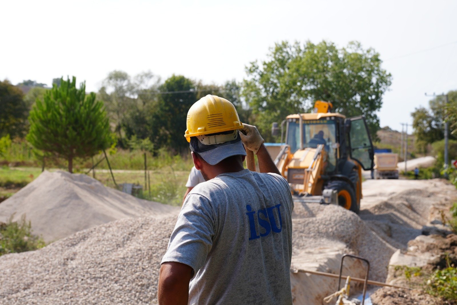 KÖRFEZ ÇIRAKLI VE HİMMETLİ MAHALLELERİ’NE YENİ İÇME SUYU HATLARI YAPILIYOR