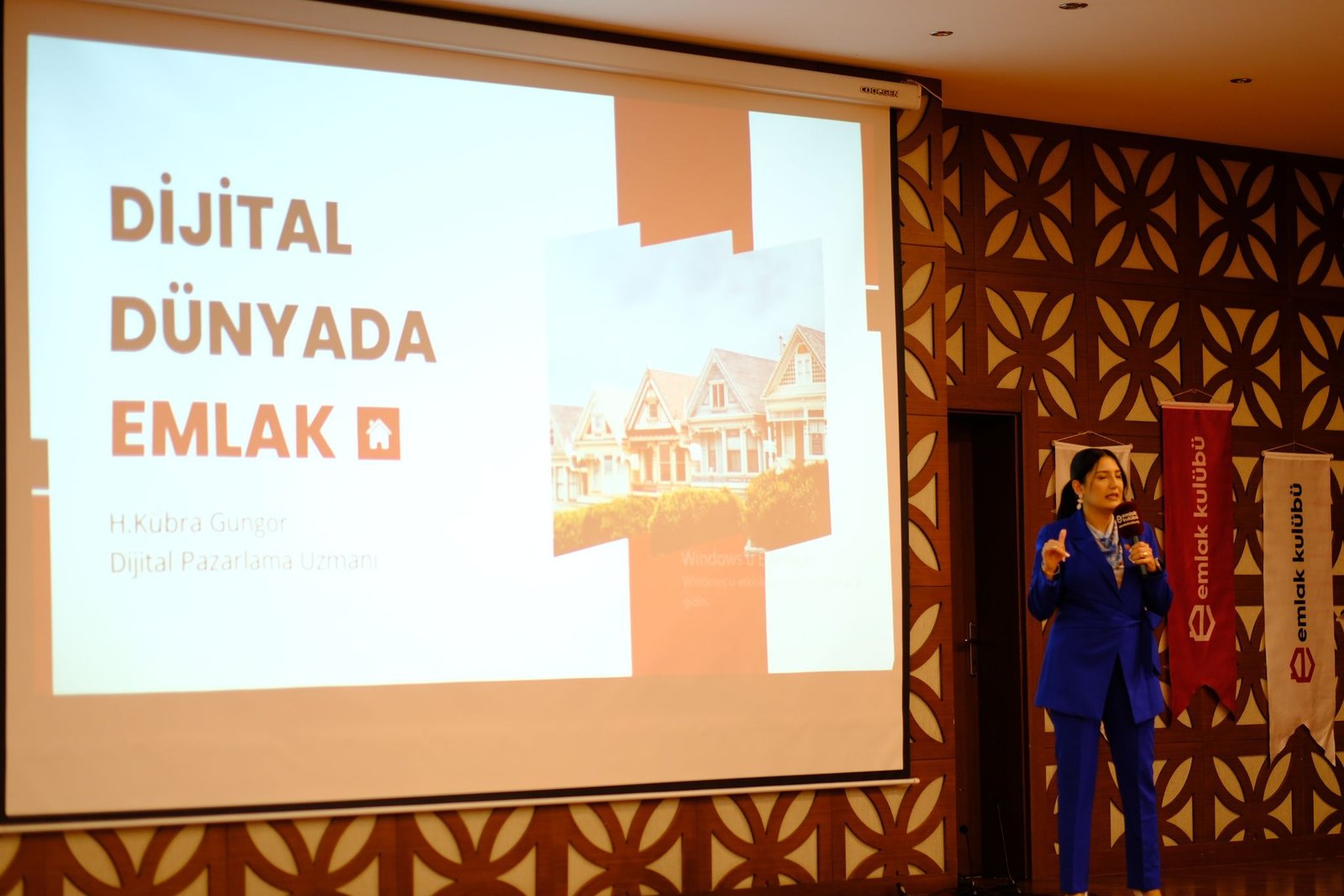 Emlak Kulübü’nden ‘Dijital Medya’  semineri