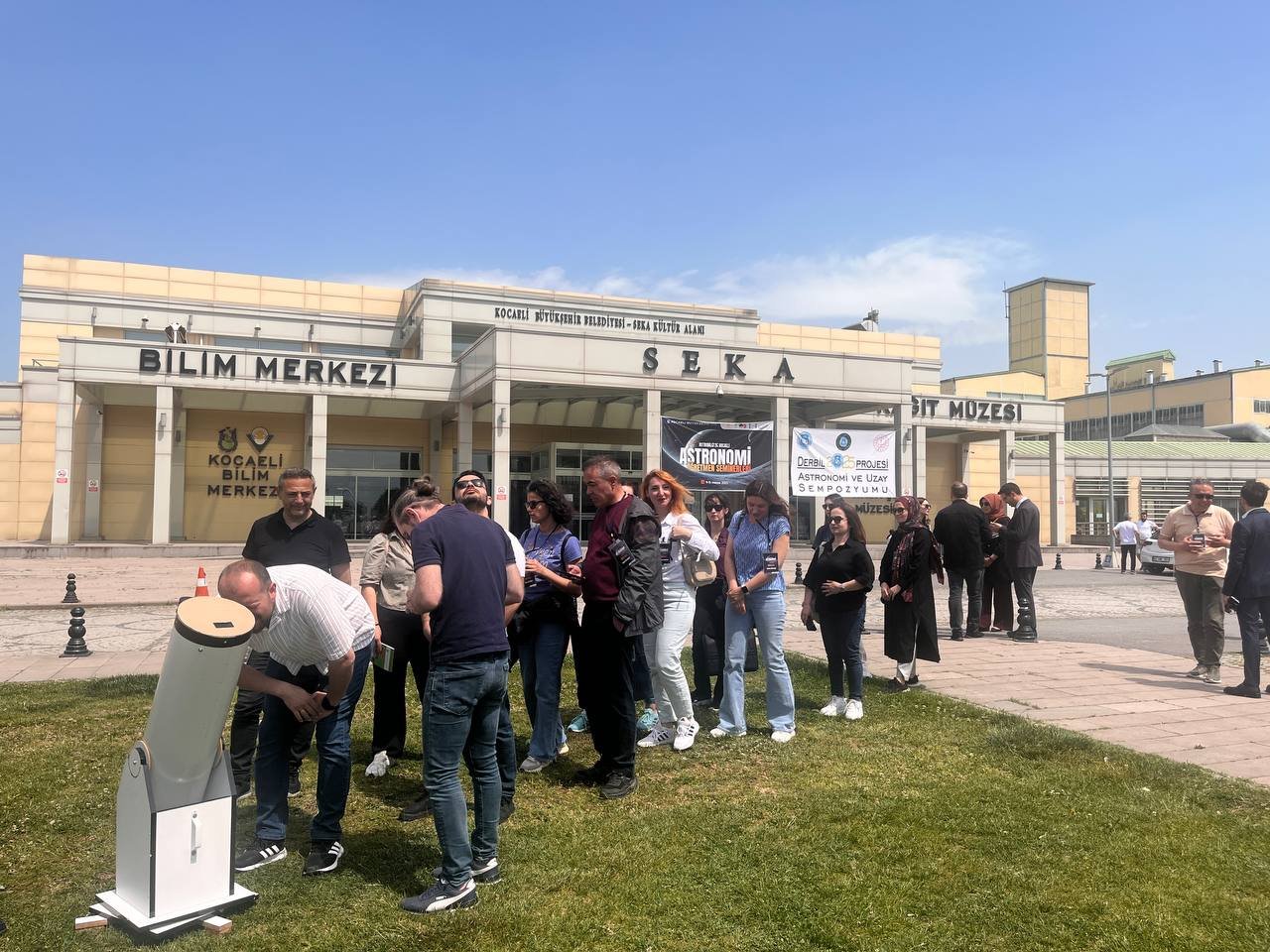 Büyükşehir’le gökyüzünün sırlarını keşfettiler