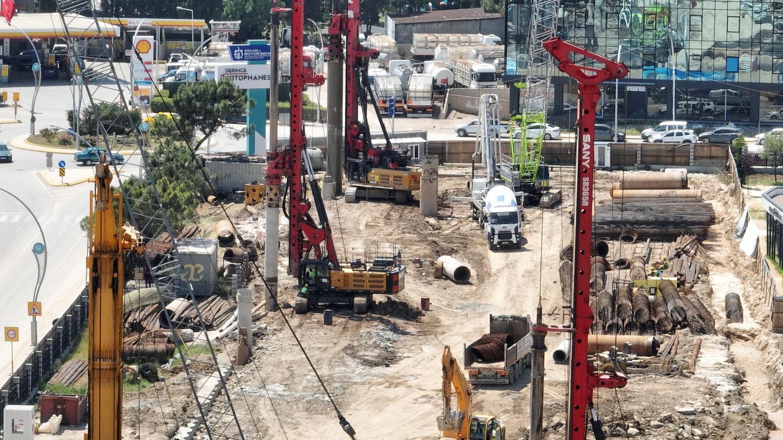 Körfezray Metro projesi hız kesmiyor