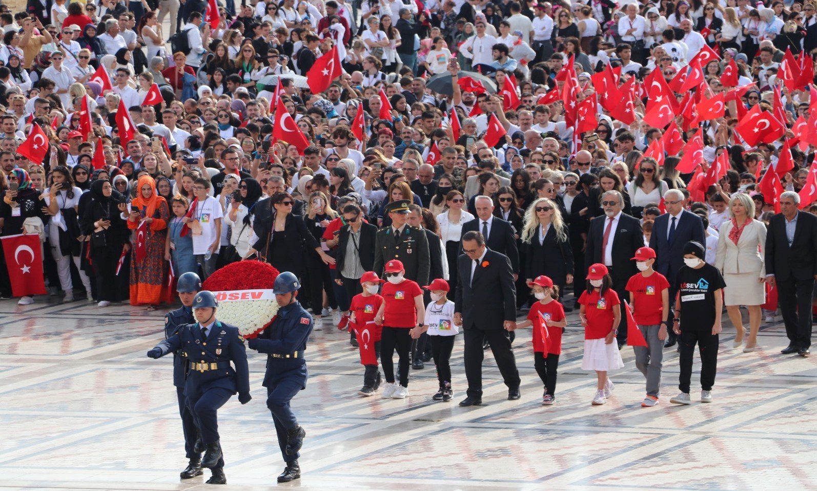 LÖSEV’den, 4 EKİM’de ANITKABİR’de BÜYÜK BULUŞMA