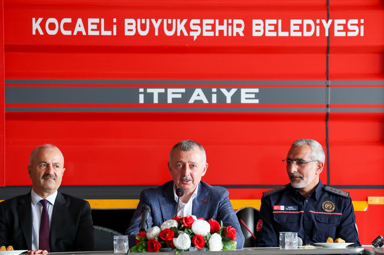 Büyükakın: İtfaiye erlerimiz Türkiye’nin kahramanları