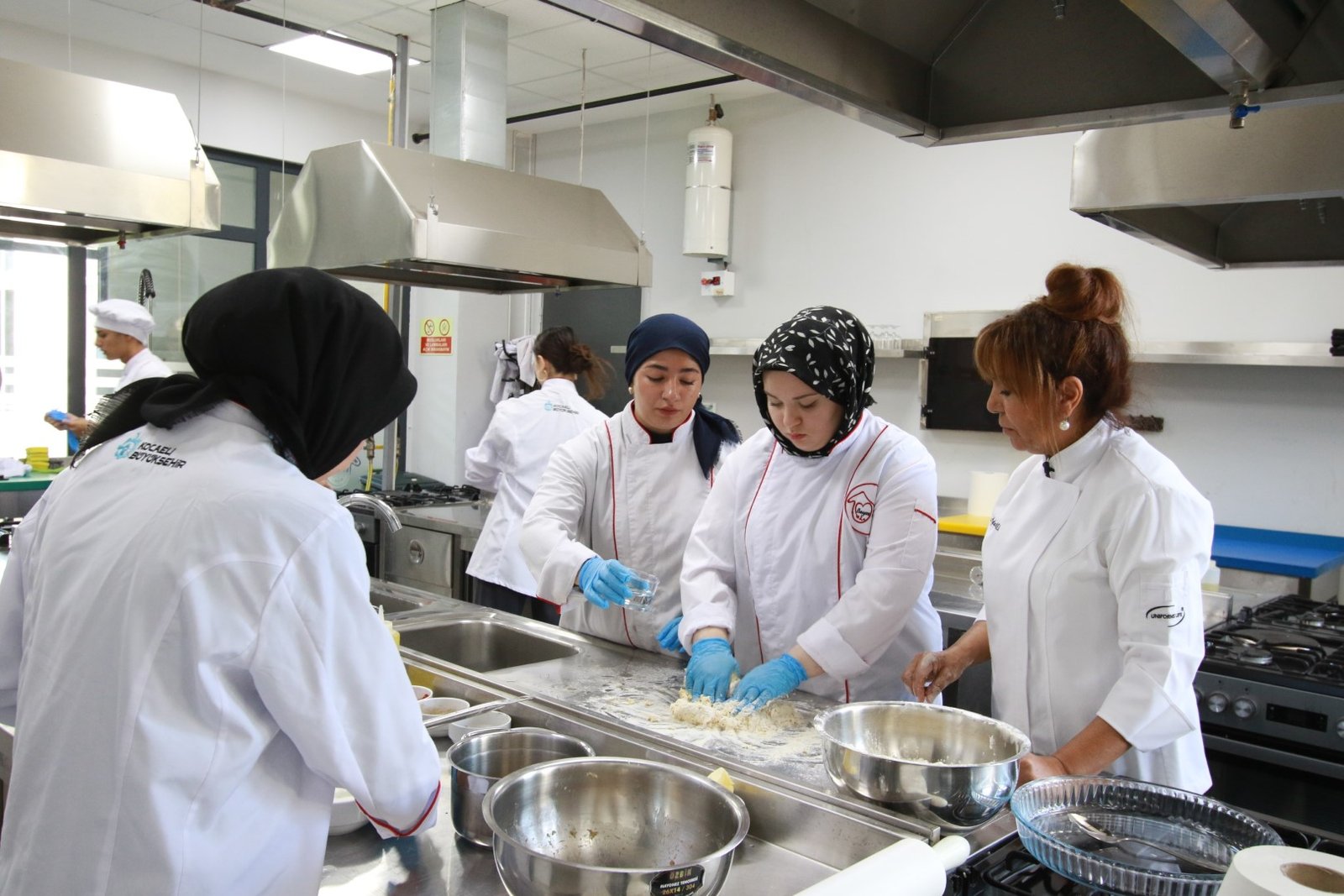 MasterChef Ayten Saner’den lezzet dersi