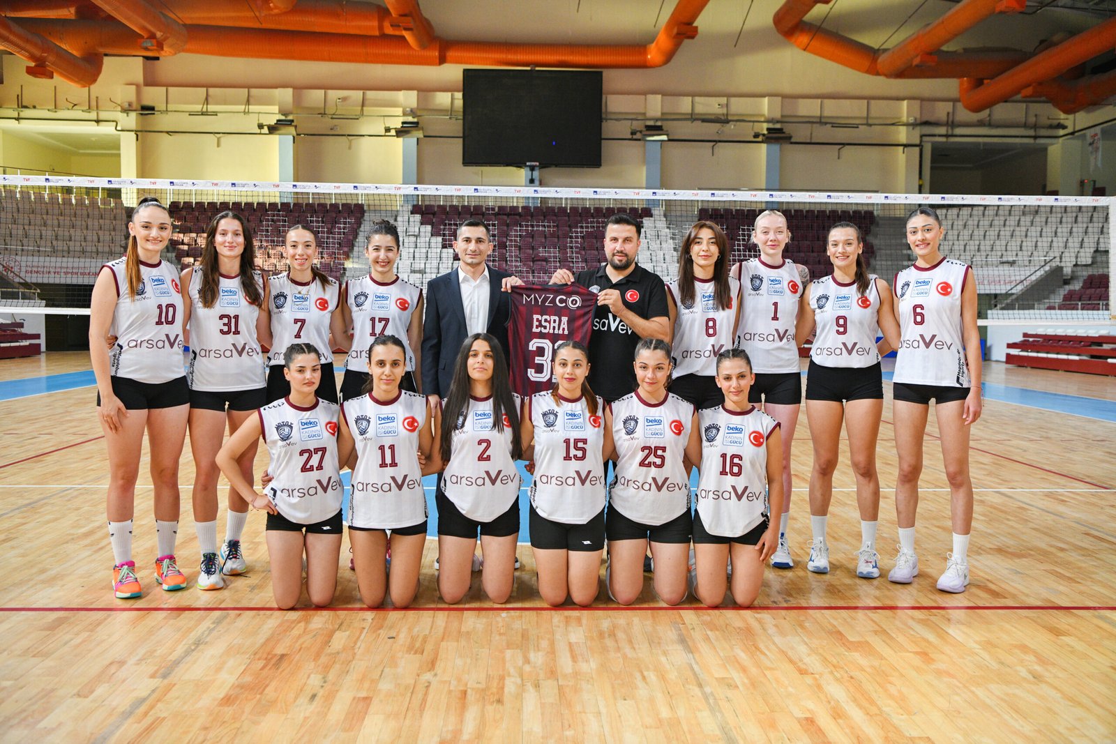 MYZ Co Charge’tan Hatay Voleybol Spor Kulübü’ne dayanışma desteği