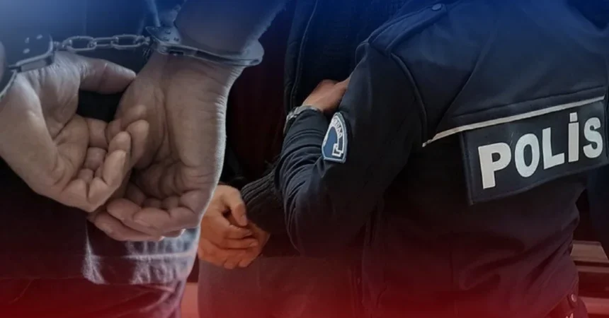 Adalet Bakanı Yılmaz Tunç'un tapu kayıtlarına izinsiz erişim nedeniyle iki tapu müdürünün tutuklandığına dair haber