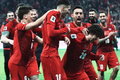 A Milli Takım, Romanya'yı 1-0 yenerek 2026 Dünya Kupası elemeleri finaline yükseldi.