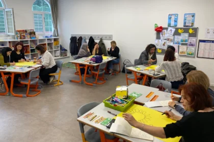 Öğretmenlerin katılımıyla gerçekleşen 12. Eğitim Şenliği'nden genel bir görünüm