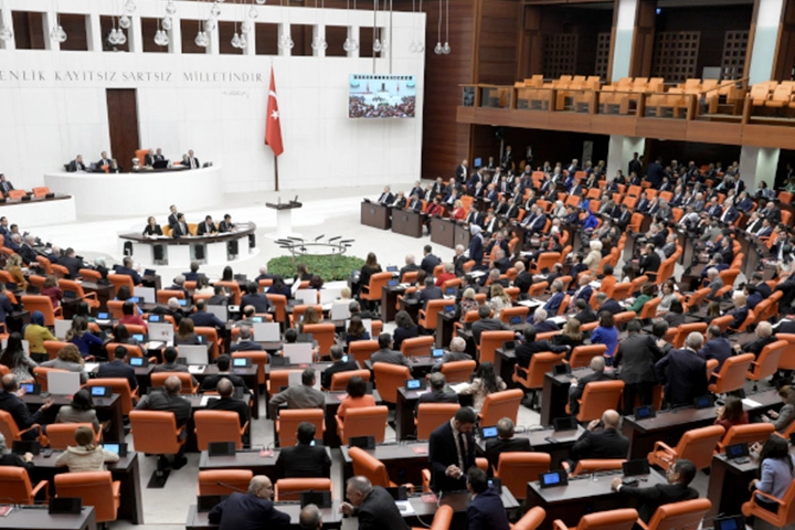 TBMM'de ekonomik düzenlemeleri içeren kanun teklifi görüşülüyor