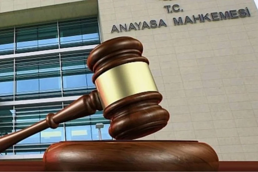 Anayasa Mahkemesi TFF Tahkim Kurulu üye belirleme yöntemini iptal etti