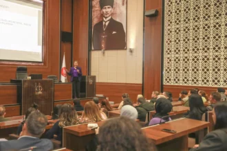 Keçiören Belediyesi personeline etik ilkeler eğitimi veriliyor