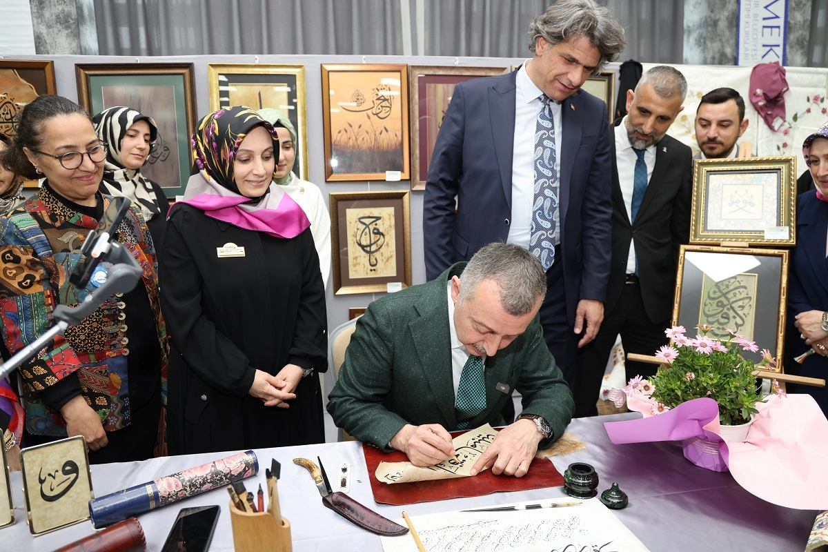 KO-MEK ilçe sergileri 'Biz Birlikte Türkiye'yiz' temasıyla açılıyor