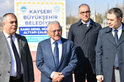 Kayseri'de KASKİ tarafından Erenköy Mahallesi'ne yapılan 35 milyon TL'lik içme suyu hattı çalışması