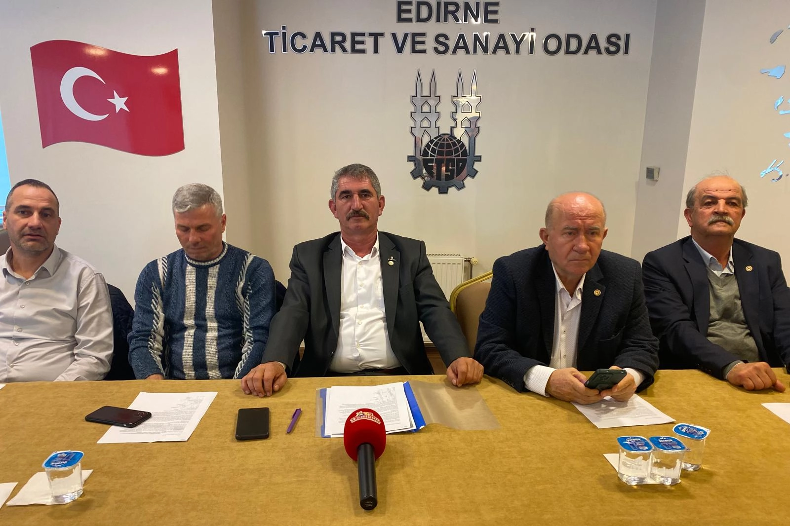 Trakya çiftçileri, artan mazot ve gübre fiyatları nedeniyle hükümetten acil destek talep ediyor.