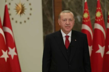 Cumhurbaşkanı Erdoğan Paskalya mesajı veriyor, birlik ve beraberlik vurgusu yapıyor.