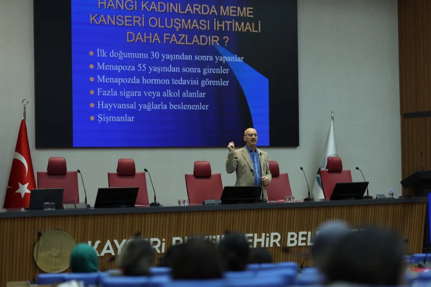 Kayseri Büyükşehir Belediyesi kadın personeline meme kanseri farkındalık eğitimi veriyor