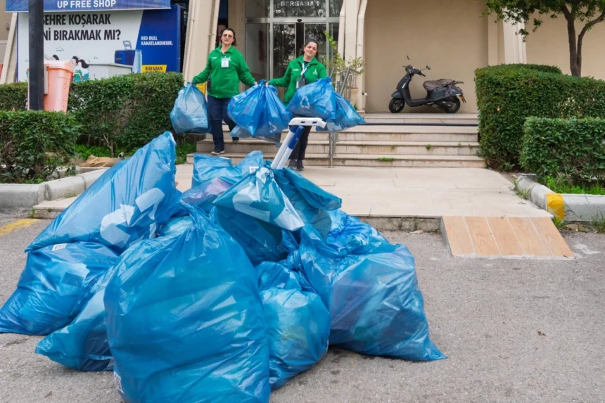 İzmir Büyükşehir Belediyesi'nin atık yönetimi ve enerji üretimi projeleri.