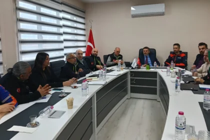 Kocaeli Büyükşehir personeli KBRN ve sivil savunma eğitiminde