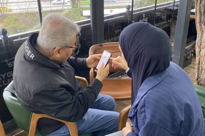 Kocaeli'de 65 yaş üstü vatandaşlara dijital güvenlik eğitimi