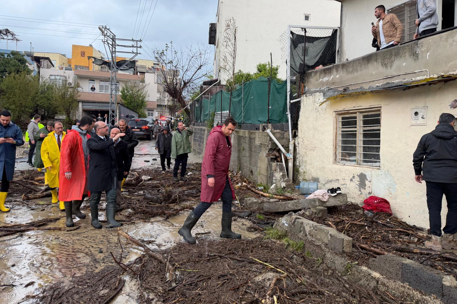 Osmaniye'nin Kadirli ilçesindeki sel felaketi sonrası Aile ve Sosyal Hizmetler Bakanlığı tarafından yapılan yardımlar.