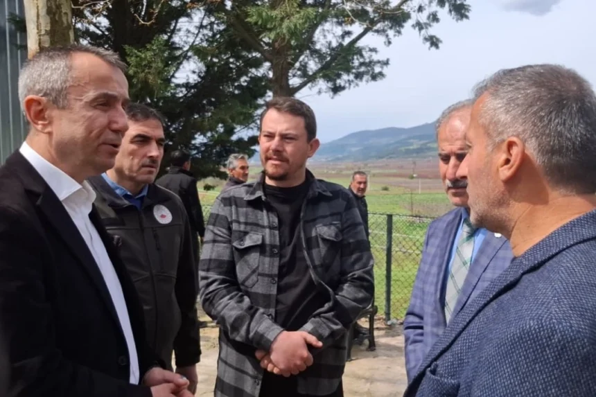 Bilecik'te üreticilere yönelik uygulamalı gübreleme ve budama teknikleri eğitimi