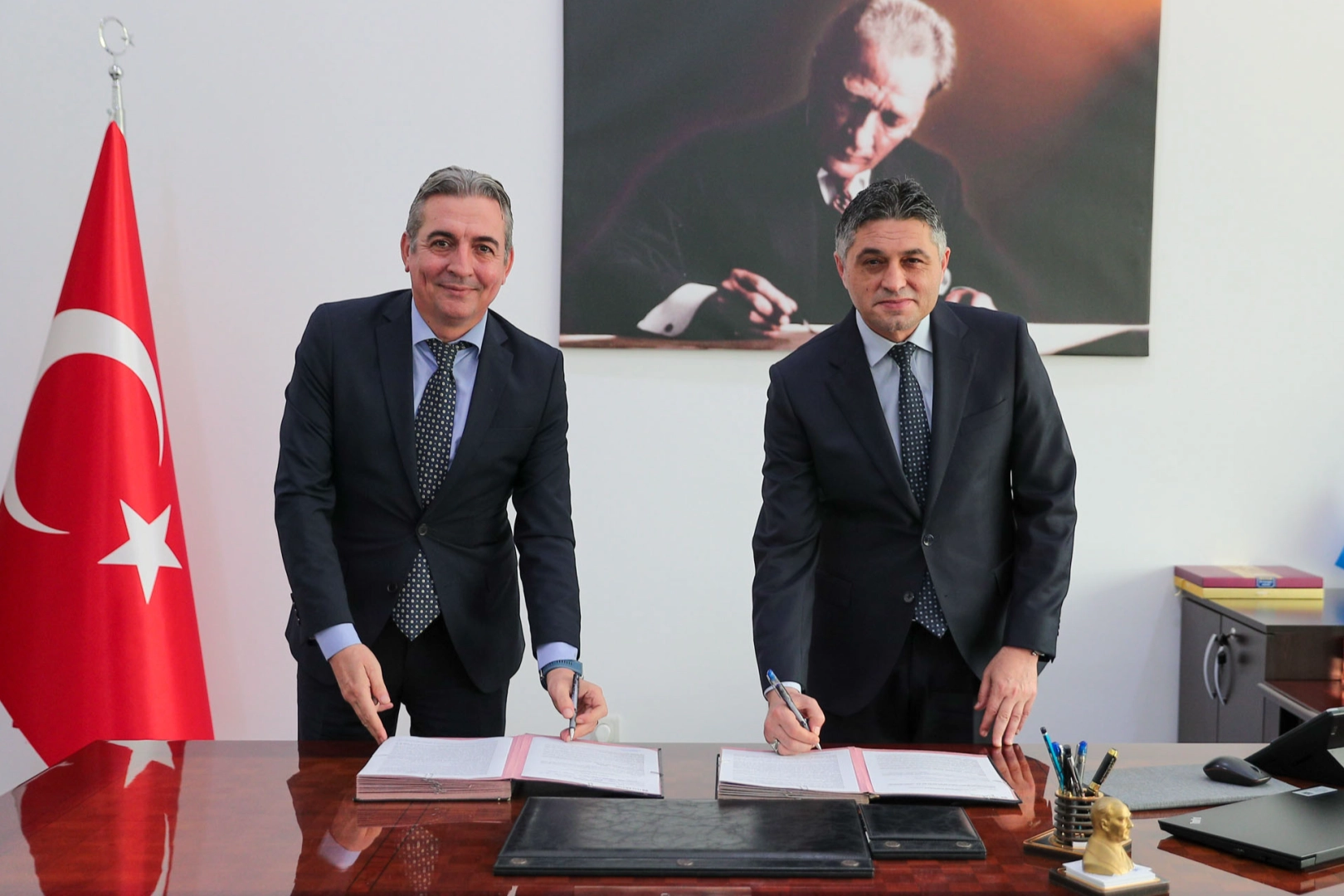 Aliağa Belediyesi personeline 75 bin TL promosyon ödemesi yapılacağı duyuruldu