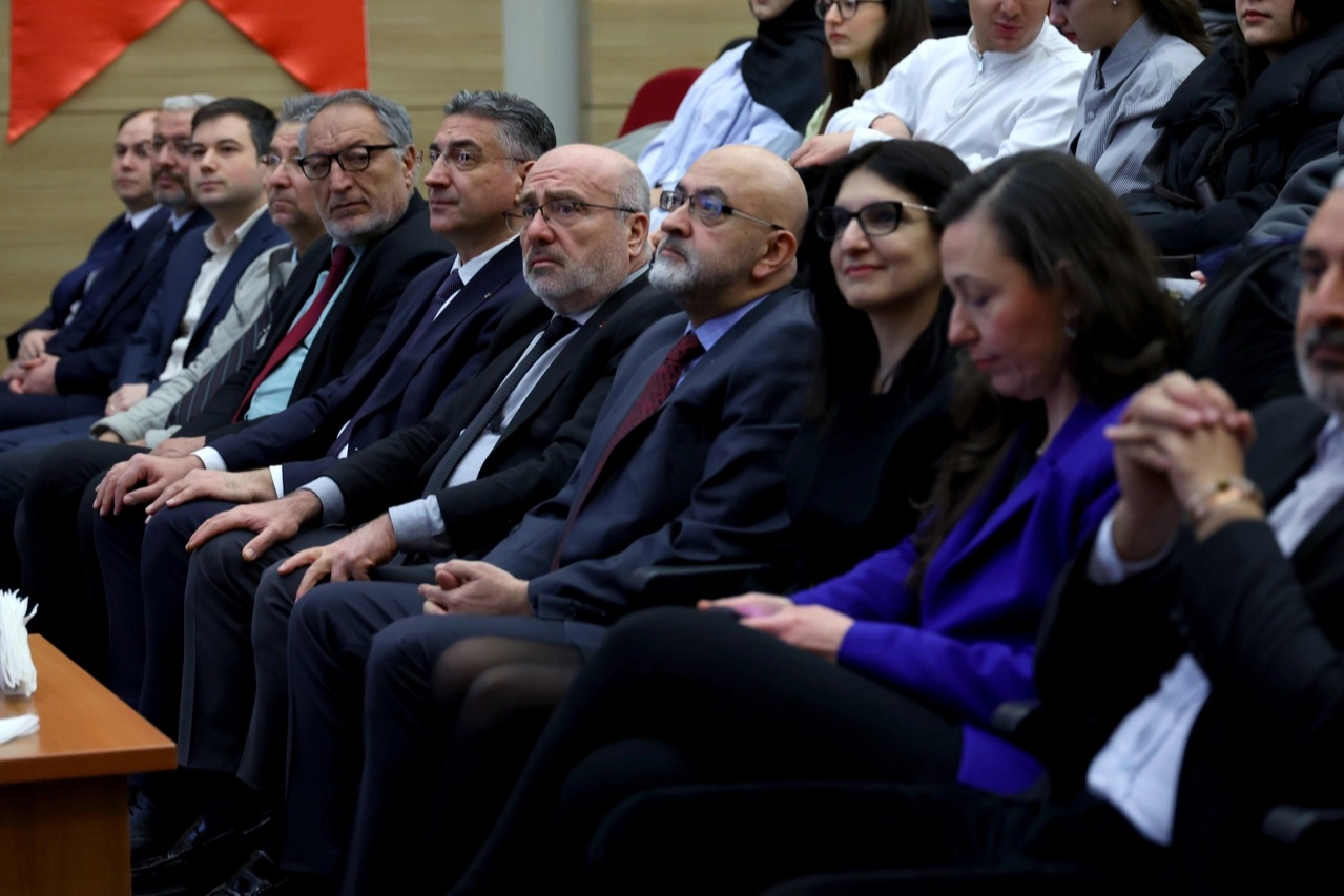 Kayseri Üniversitesi'nde genç girişimcilere yönelik kitle fonlama eğitimi düzenlendi.