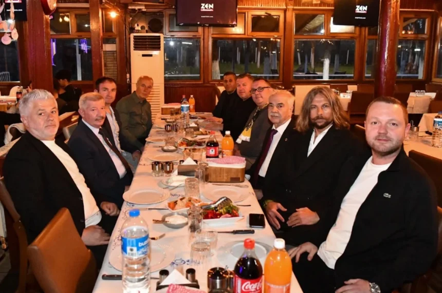 Keşanspor şampiyonluk kutlaması Erdoğan Yıldız Restaurant'ta yapıldı