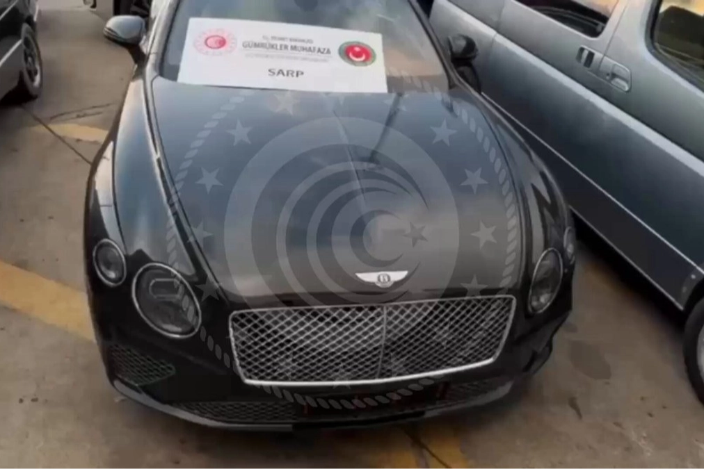 Ticaret Bakanlığı Gümrük Muhafaza ekiplerinin kaçakçılık operasyonunda ele geçirdiği araçlar