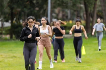 İzmir Kültürpark'ta hizmete giren ücretsiz spor istasyonundan genel görünüm