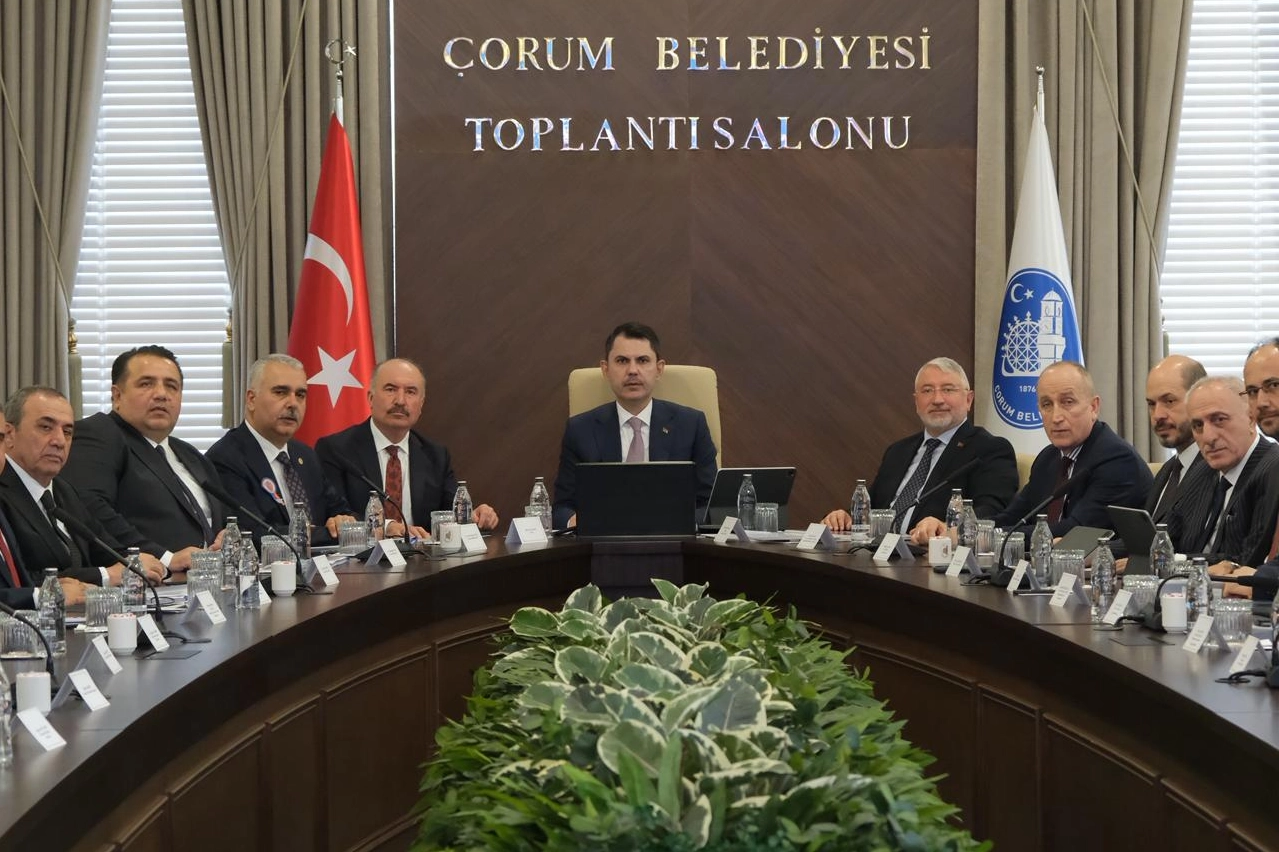 Çorum kentsel dönüşüm çalışmaları kapsamında Bakan Murat Kurum'un belediye ziyareti