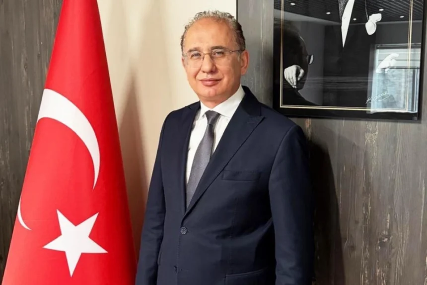 Lütfi Çarşıbaşı Mimarsinan OSB Başkanlığına aday olduğunu duyuruyor