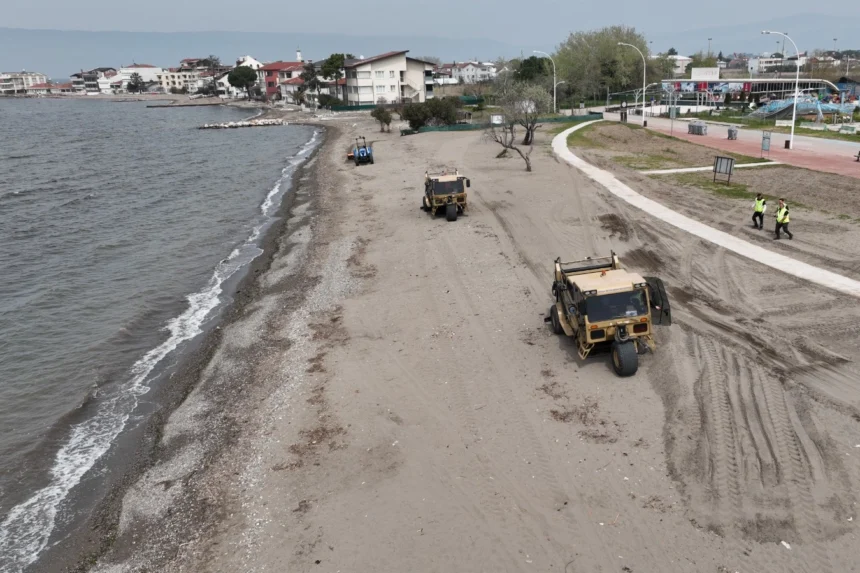 Bursa sahilleri yaz sezonuna hazır hale getiriliyor