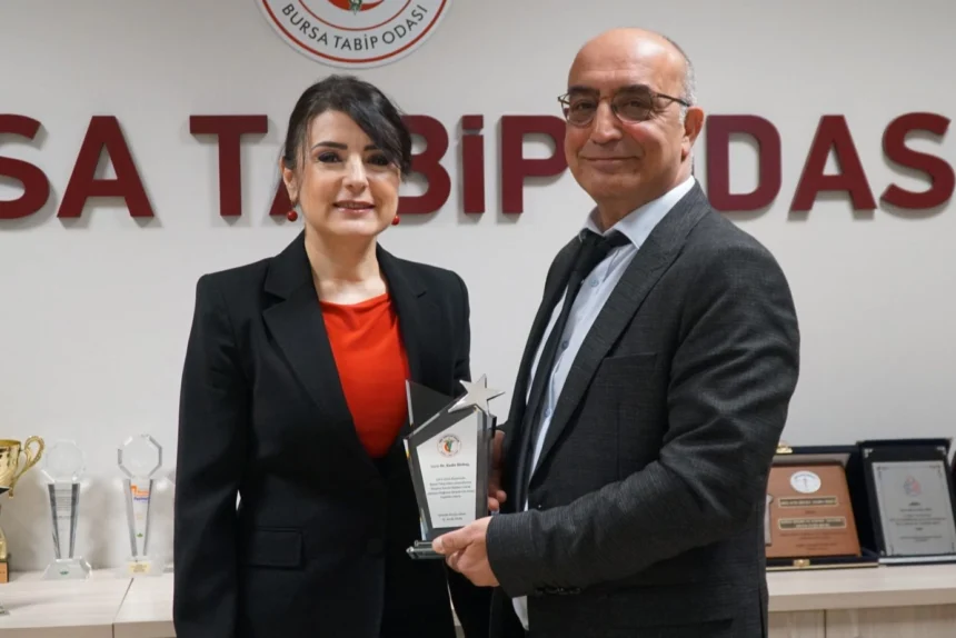 Bursa Tabip Odası yeni başkanı Ferda Firdin ve yönetim kurulu üyeleri