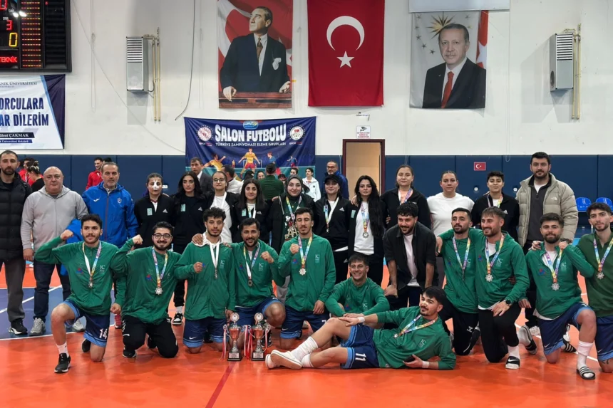 Ağrı İbrahim Çeçen Üniversitesi Futsal Takımları ÜNİLİG Turnuvası'nda Türkiye ikincisi oldu.