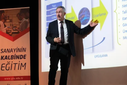 Gebze Teknik Üniversitesi'nde yapay zeka ve milli teknoloji vizyonu konulu konferans