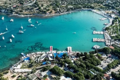 İzmir Büyükşehir Belediyesi Ayayorgi mevkii imar planlarına karşı hukuki mücadele veriyor