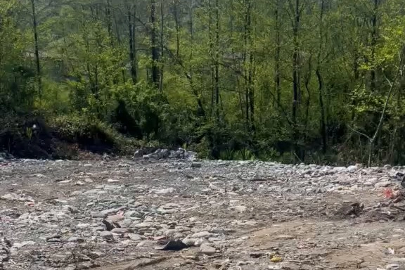 Rize Fındıklı Belediyesi'ne vahşi depolama nedeniyle kesilen milyonluk ceza ve yapılan suç duyurusu