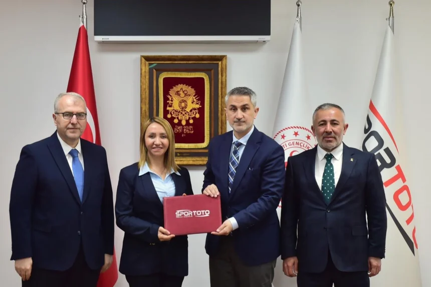 Bilecik Pazaryeri ilçesi gençlere yönelik spor yatırımları ve modern tesisler