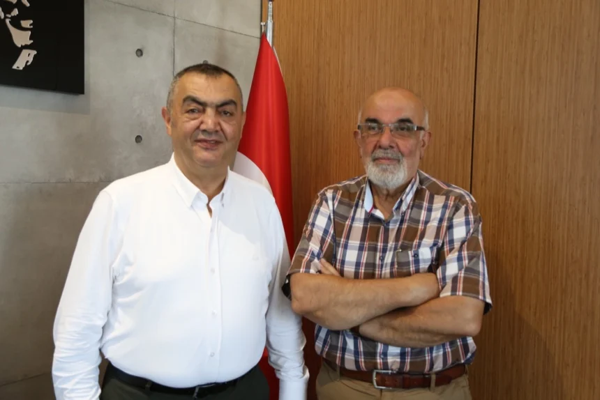 Kayseri Sanayi Odası Başkanı Mehmet Büyüksimitci 23 Nisan Ulusal Egemenlik ve Çocuk Bayramı mesajı verirken