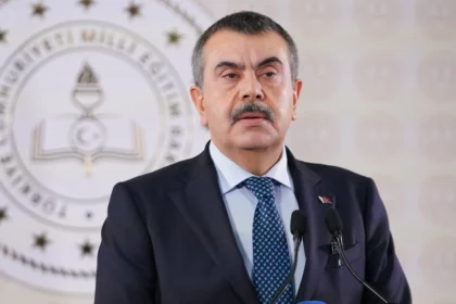 Milli Eğitim Bakanı Yusuf Tekin, güvenli okul iklimi için yeni adımları duyuruyor.