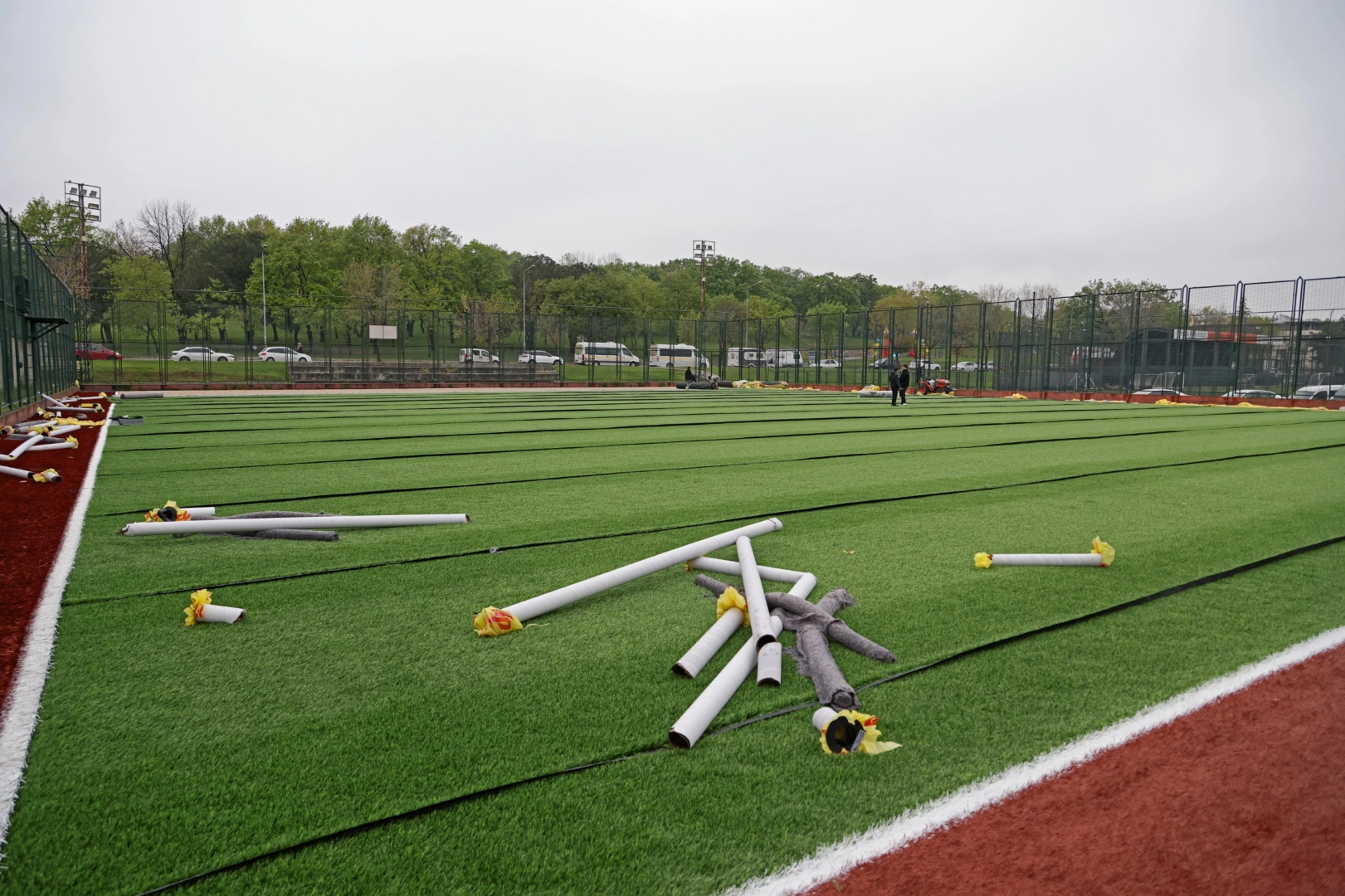 Bursa Büyükşehir Belediyesi'nin Bağlarbaşı Spor Tesisleri'nde gerçekleştirdiği yenileme çalışmaları