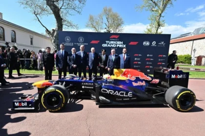 Formula 1 İstanbul Park'ta yarışırken