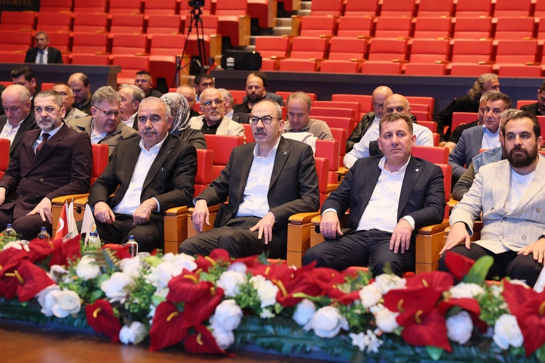 Kayseri Ticaret Odası Başkanı Ömer Gülsoy, döviz dönüşüm desteği için uzatma ve iyileştirme çağrısı yapıyor.