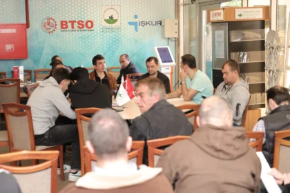 Osmangazi Belediyesi istihdam buluşmaları ile vatandaşlar 1 haftada iş sahibi oluyor
