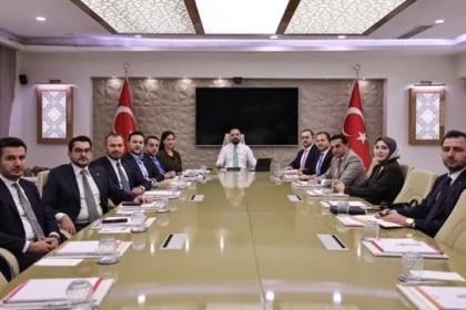 Faruk Acar liderliğinde AK Parti'nin medya ve tanıtım çalışmalarının başarısı