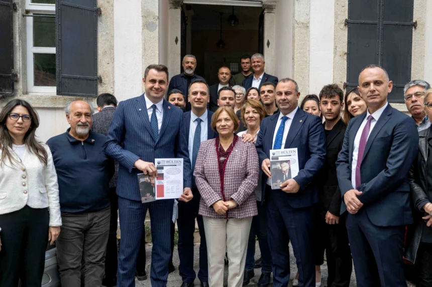 CHP İzmir İl Başkanı Çağatay Güç, Bornova'da halkla buluştu.