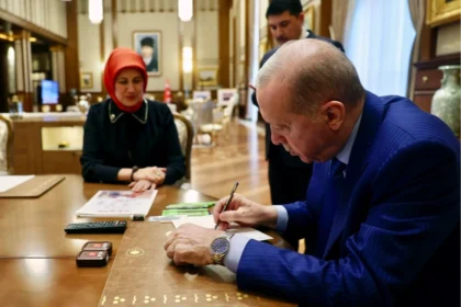 Cumhurbaşkanı Erdoğan Kurban Bayramı Kurban Vekaletini Türk Kızılay'a Teslim Ediyor